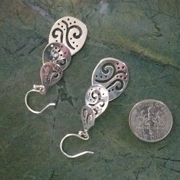 Silpada .925 Sterling Silver Triple Teardrop Free Falling Cutout Earrings W2299 - Picture 5 of 6